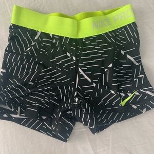 Nike pro short